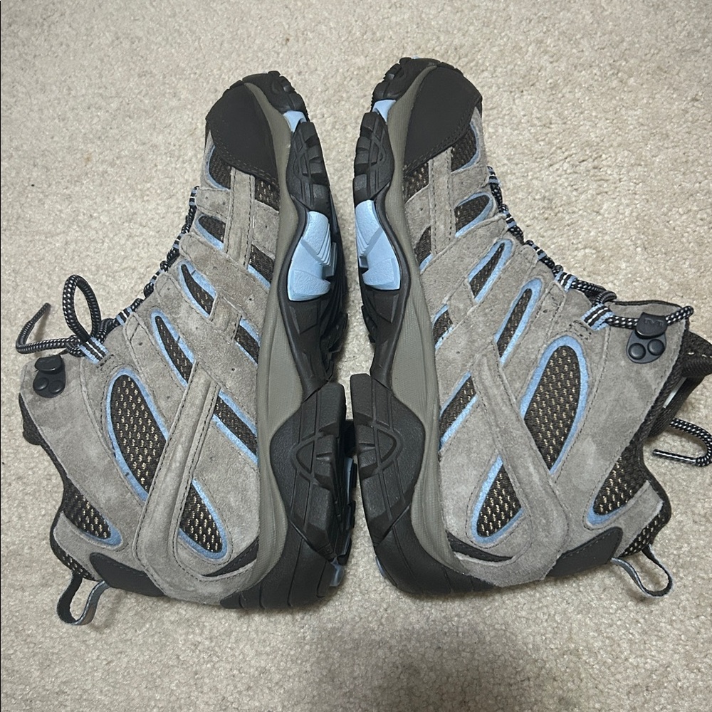 Merrell Shoes - Picture 4 of 11